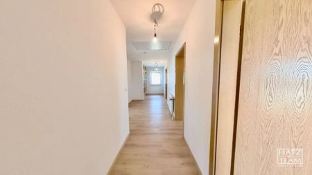 Erstbezug nach Renovierung!Hochwertige 5-Zimmer-Wohnung mit Grünblick in Passau, Salzweg! - Foto 4