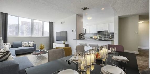 Dufferin Crossing - Photo 2