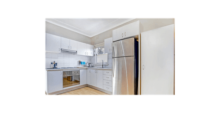 3 Bedroom House - Photo 4