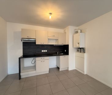Location Appartement 3 pièces 65m² CENON 33150 - Photo 3