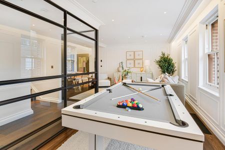 3 bedroom flat to rent - Photo 4