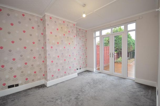 3 bedroom terraced house to rent - Photo 1