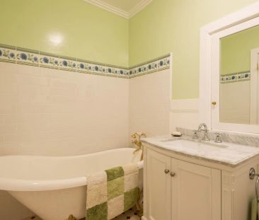 Character Filled Home in Prime Dromana Pocket - just a short stroll... - Photo 4