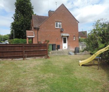 3 bedroom semi-detached house to rent - Photo 4