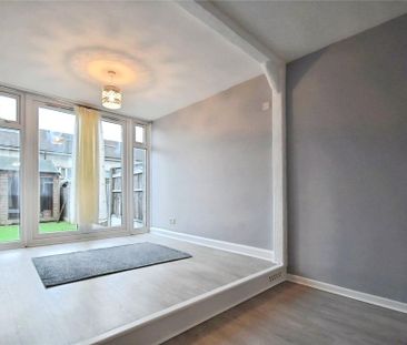 3 bedroom terraced house to rent - Photo 2