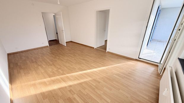 Wohnen im Grünen – Grosszügige Familienwohnung in den Langen Erlen - Foto 1