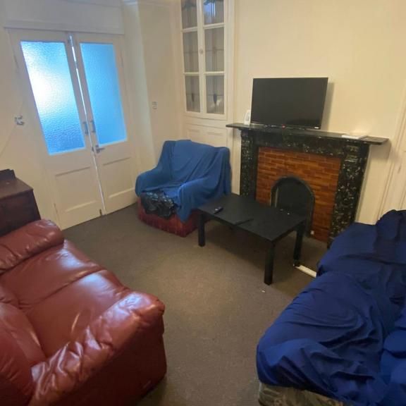 5 bedroom terraced house to rent - Photo 1