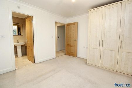2 bedroom apartment to rent - Photo 4