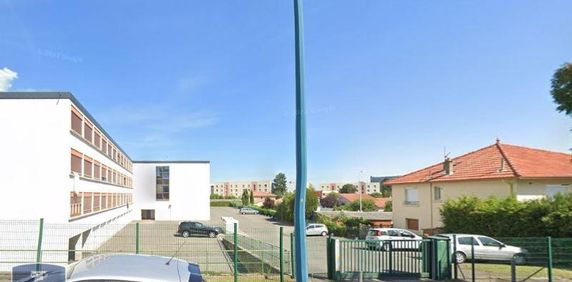 Location Appartement 1 pièce 16m² CLERMONT FERRAND 63100 - Photo 2
