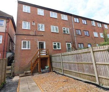 Downs Road, Luton, Bedfordshire, LU1 - Photo 6