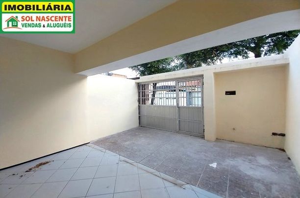 CASA MULTIFAMILIAR - Photo 1