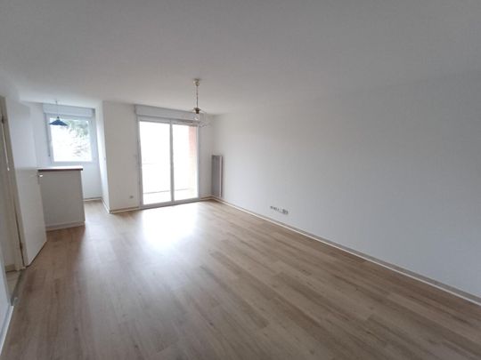 location Appartement T2 DE 42.26m² À TOULOUSE - Photo 1