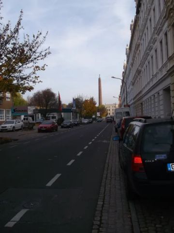 Gepflegte 3 Raumwohnung im Dachgeschoss nähe ruhiger Grünanlage - Photo 2