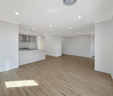 Near New Family Home - Photo 2