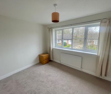 2 bedroom semi-detached house to rent - Photo 3