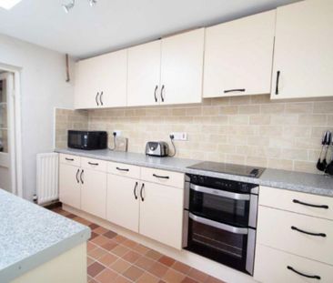 2 bedroom cottage to rent - Photo 3