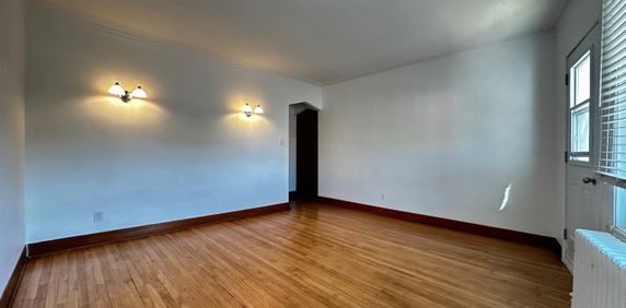 Appartement Montréal (Ville-Marie) À Louer - Photo 2