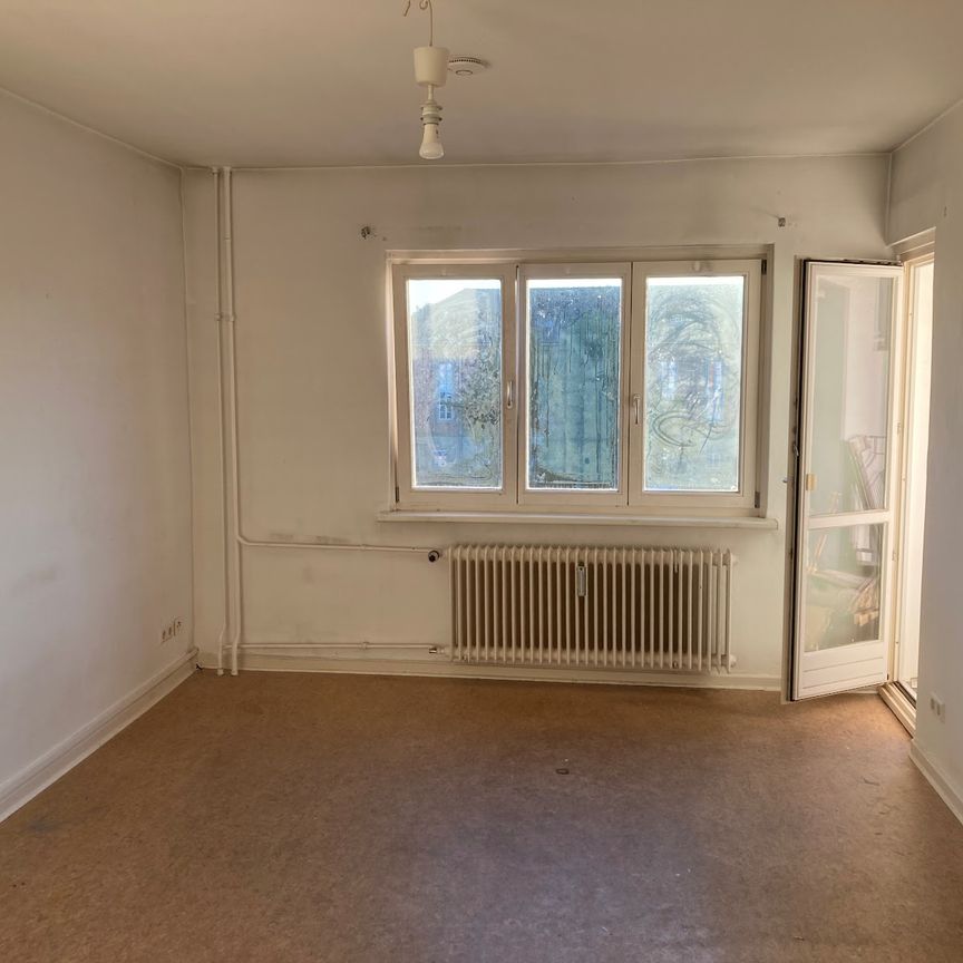 Zimmer 17,05 m² mit Balkon innerhalb einer 3er-WG // 2.OG rechts, Zimmer 1331 - Photo 1