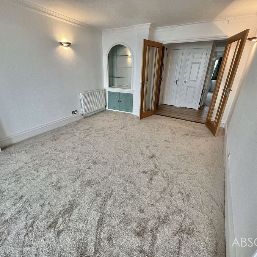 2 bed apartment to rent in Higher Lincombe Road, Torquay, TQ1 - Photo 1