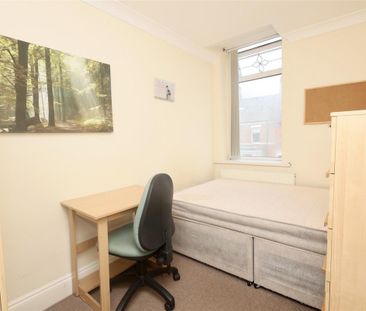 Belle Grove West, Spital Tongues, Newcastle Upon Tyne, Ne2 - Photo 2