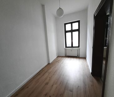 Charmante 3,5-Raum-Wohnung im saniertem Altbau in Stadtfeld-Ost - Foto 2