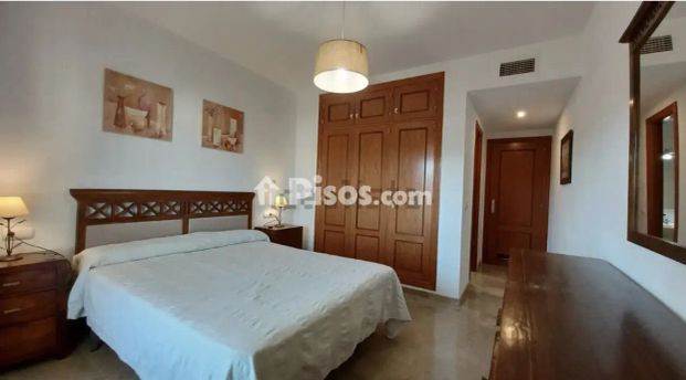 Piso en alquiler en Calle del General Perón - Foto 1