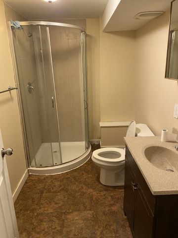 8 Foxmeadow Lane - Room 5 - Photo 4