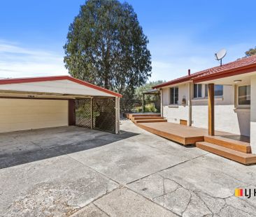 Classic Canberran Home With Native Gardens - Photo 5