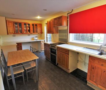 3 bedroom terraced house to rent - Photo 1