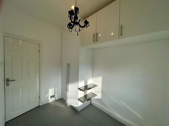 3 bedroom property to rent - Photo 1
