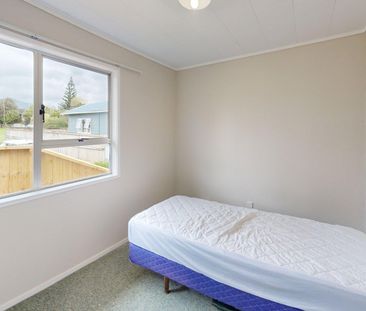 Shannon - 3 bedrooms - Photo 6