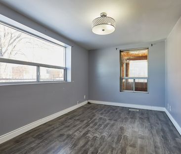 For Lease - 224 Old Weston Road, Toronto, Ontario - Photo 5