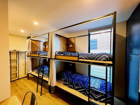 4 People's Room - Photo 4