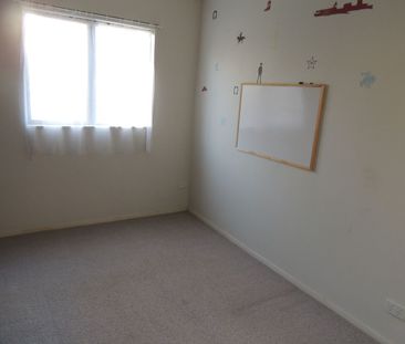 PAKURANGA 4 bedrooms family home - Photo 5