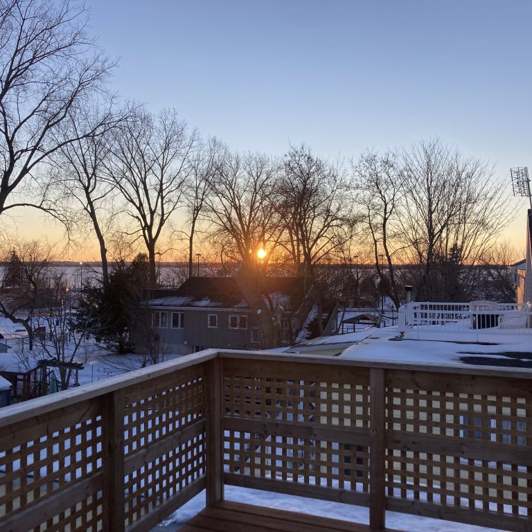 Joli Appartement Avec Vue Sur La Rivière - Photo 1