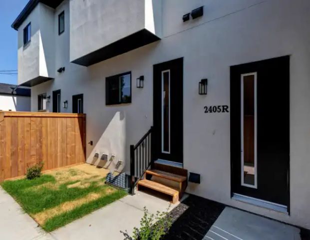 2405-B 4th Street NE | 2405 4 Street Northeast, Calgary - Photo 1