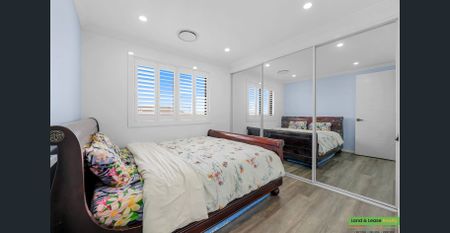 Beautiful family home in Emarald Hills/ Prestigious living - Photo 4