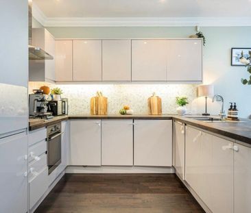 Athenlay Road, London, SE15 - Photo 2
