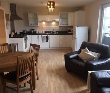 2 bedroom flat to rent - Photo 1