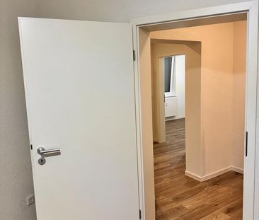 Neu renovierte 2-Zimmer-Wohnung im Erdgeschoss – Iserlohn Zentrum - Foto 1