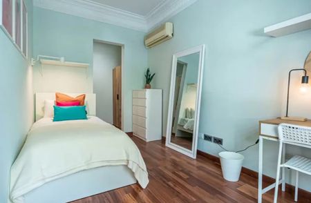 Carrer de Muntaner, Barcelona, Catalonia 08021 - Photo 2