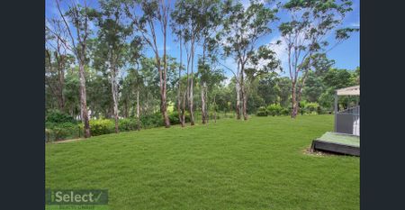 LARGE FAMILY HOME, PERFECT FOR ENTERTAINING - Photo 5