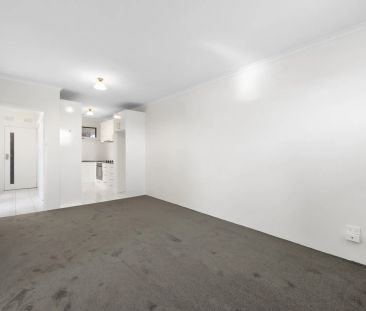 Updated Two-Bedroom Apartment in Convenient Coburg North Location - Photo 1