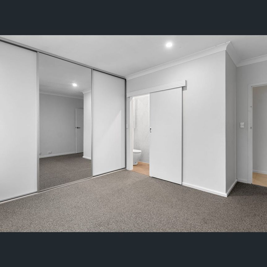 13 Parham Crescent, Port Noarlunga, SA 5167 - Photo 1