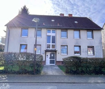 Helle 2-Zimmer-Wohnung mit Balkon, großer Küche und Tageslichtbad! - Foto 3