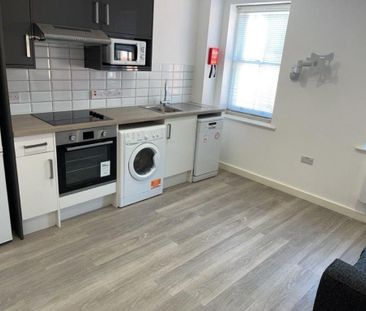 1 bedroom flat to rent - Photo 2