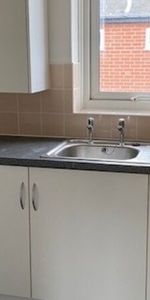 Trinity Close - Photo 3