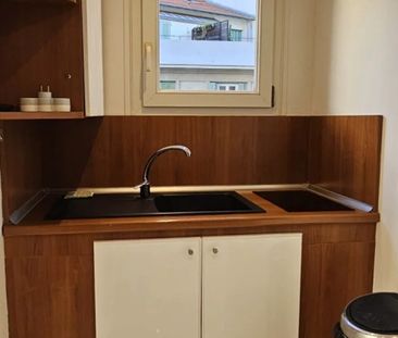 Studio Carré D'or avec balcon . - Photo 6