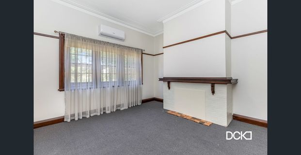 Character Home in Perfect Flora Hill Location - Photo 1