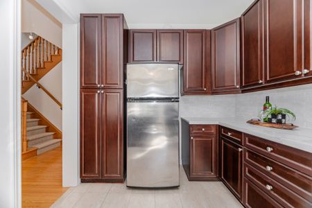 For Lease - 4623 Simmons Road, Burlington, Ontario - Photo 3